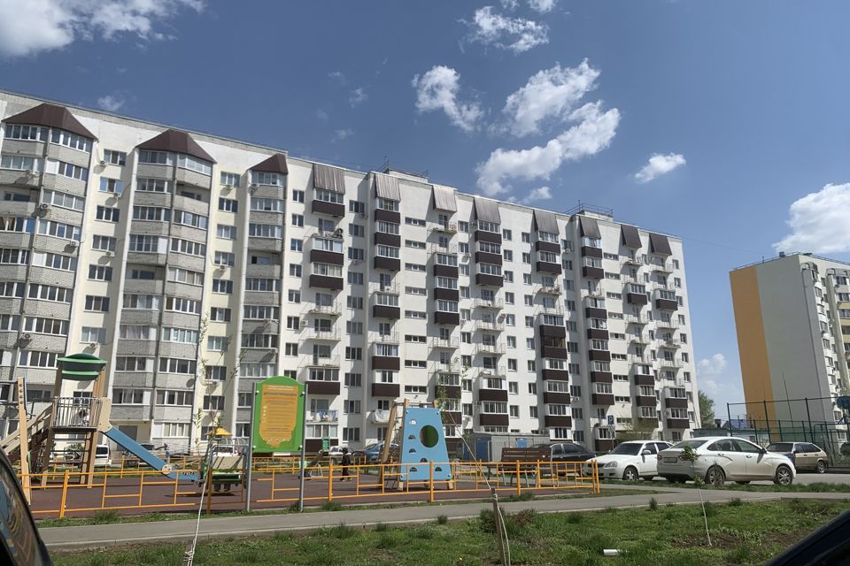 Продаётся 2-комнатная квартира, 54.6 м²