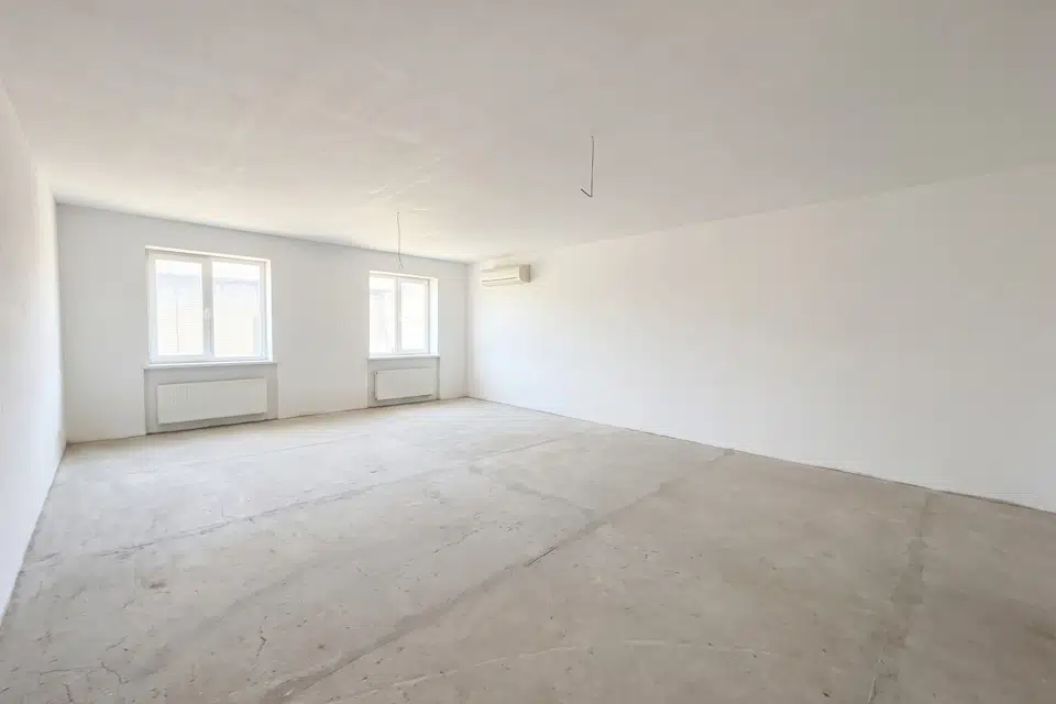 Продаётся 2-этажный дом, 550 м²