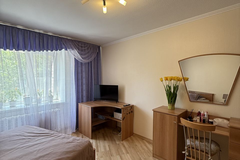 Продаётся 2-комнатная квартира, 69.8 м²