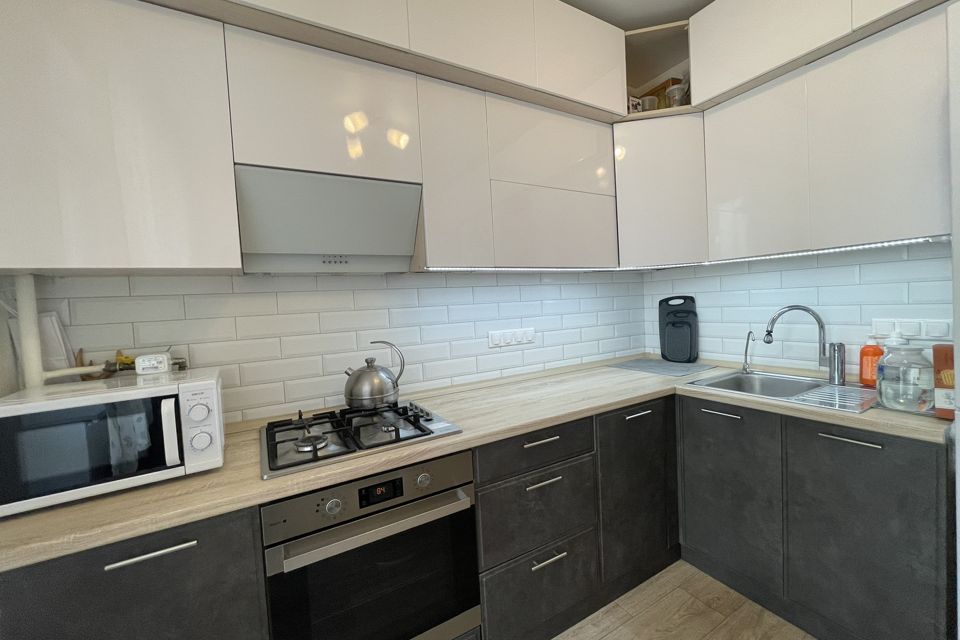 Продаётся 2-комнатная квартира, 54.5 м²