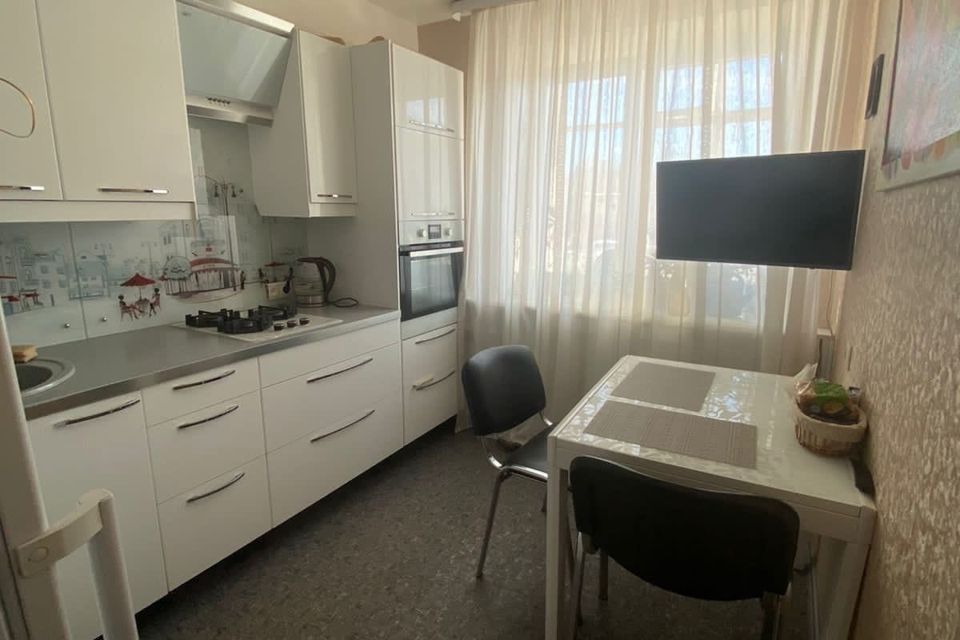 Продаётся 2-комнатная квартира, 46.4 м²