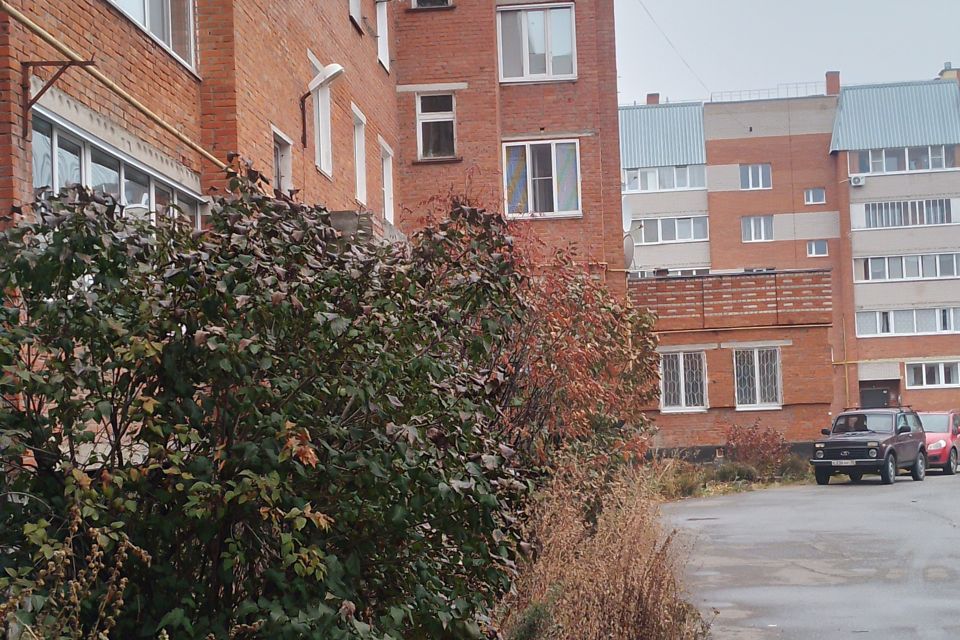 Продаётся 2-комнатная квартира, 47.2 м²