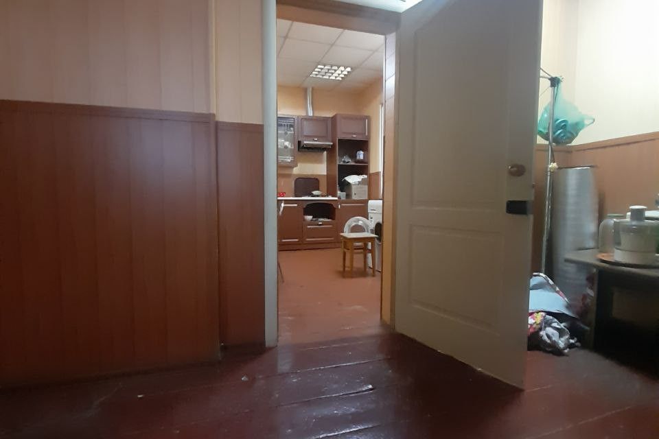 Продаётся 1-этажный дом, 200 м²