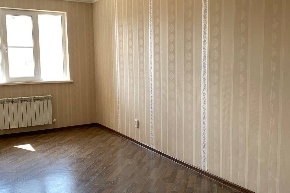 Продаётся 1-комнатная квартира, 41.7 м²