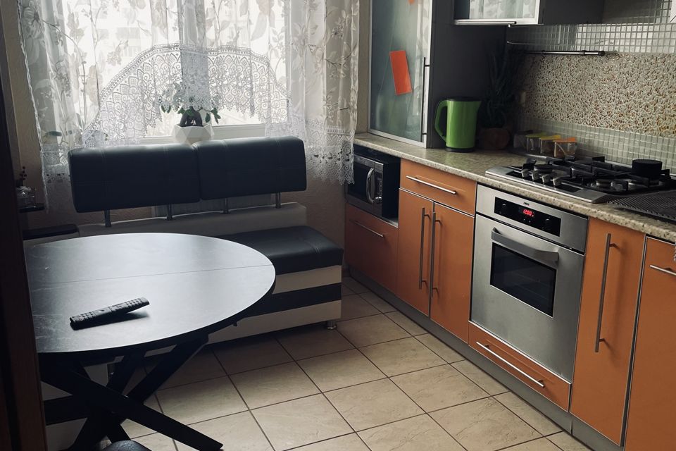 Продаётся 3-комнатная квартира, 72 м²