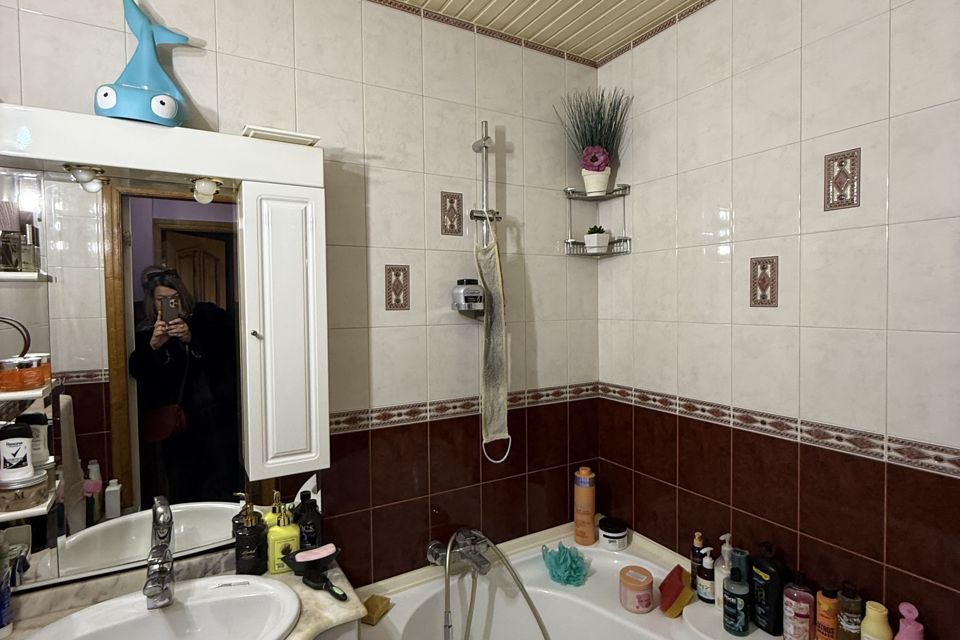 Продаётся 4-комнатная квартира, 99.4 м²