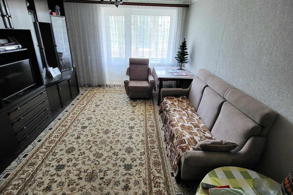 Продаётся 3-комнатная квартира, 60 м²