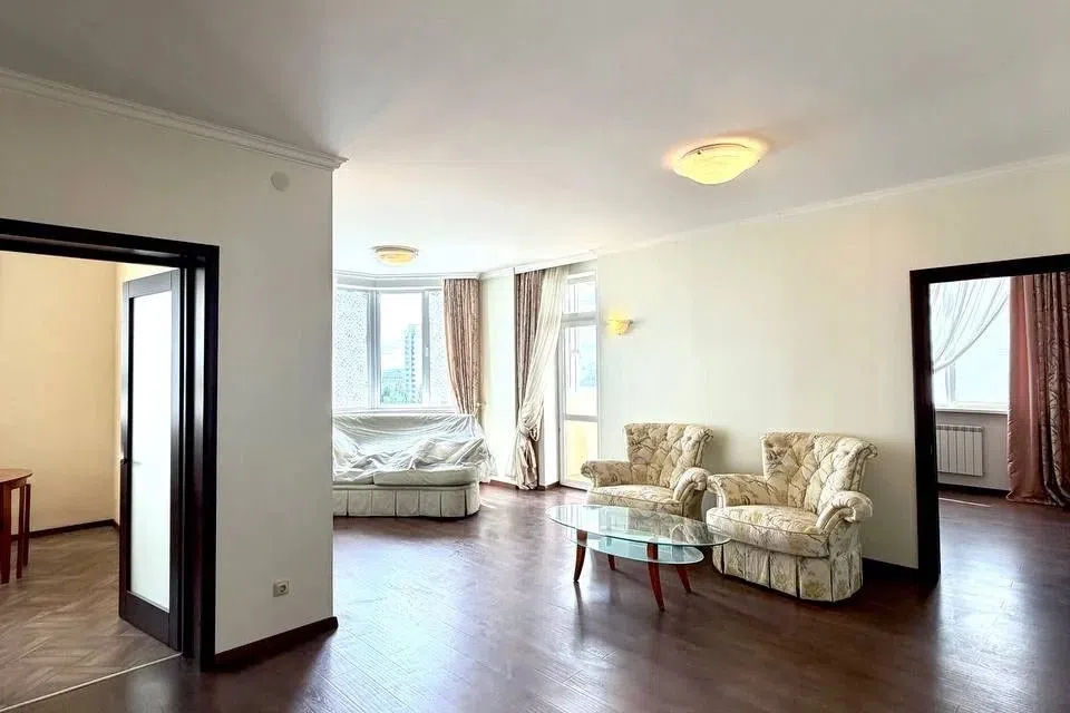 Продаётся 2-комнатная квартира, 88.4 м²