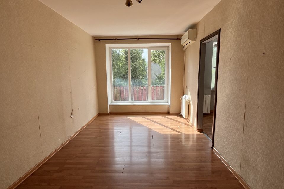 Продаётся 2-комнатная квартира, 43.2 м²