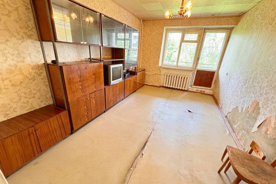 Продаётся 3-комнатная квартира, 56.2 м²