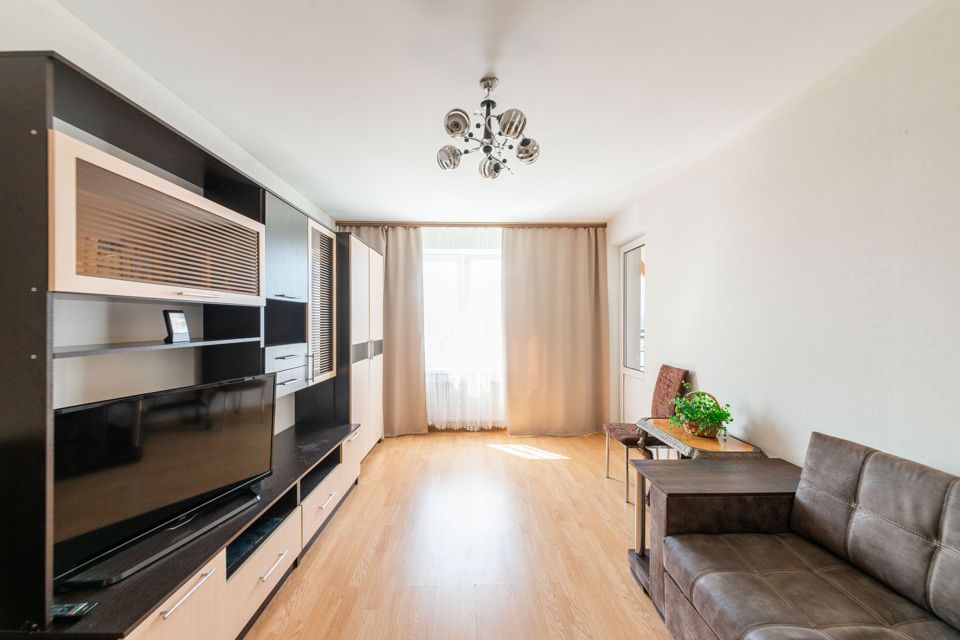 Продаётся 2-комнатная квартира, 56.1 м²