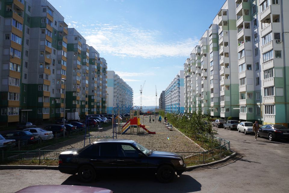 Продаётся 1-комнатная квартира, 52 м²