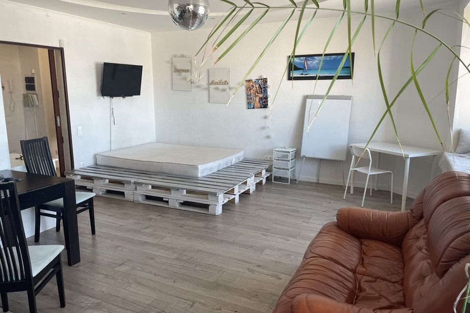 Сдаётся 1-комнатная квартира, 42 м²