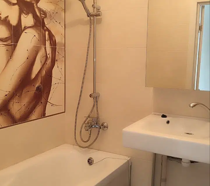 Продаётся 3-комнатная квартира, 62.4 м²