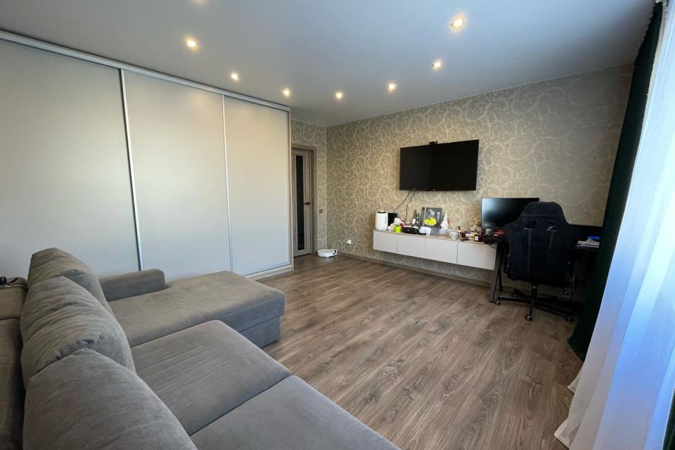 Продаётся 2-комнатная квартира, 55.7 м²