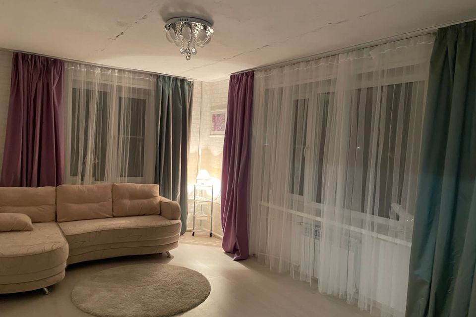 Продаётся 2-комнатная квартира, 40.2 м²