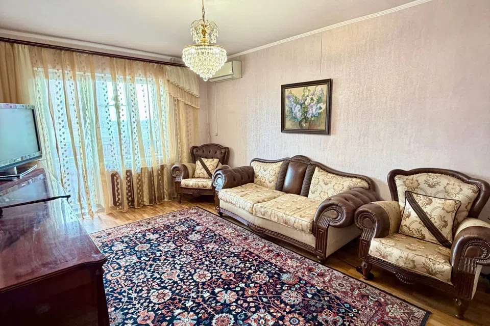 Продаётся 3-комнатная квартира, 70 м²