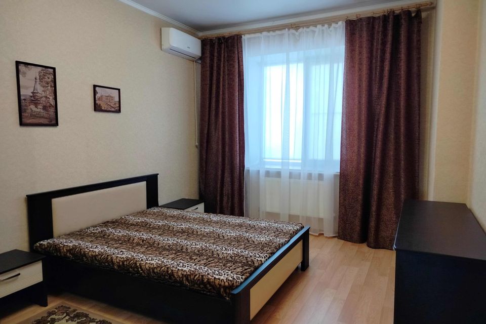 Сдаётся 2-комнатная квартира, 60 м²