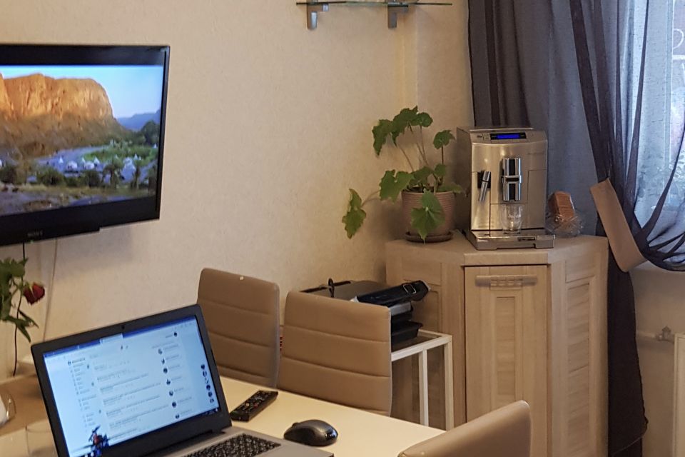 Продаётся 2-комнатная квартира, 62 м²