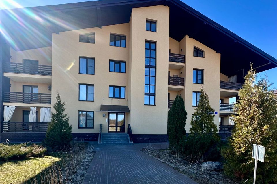 Продаётся 3-комнатная квартира, 72.5 м²