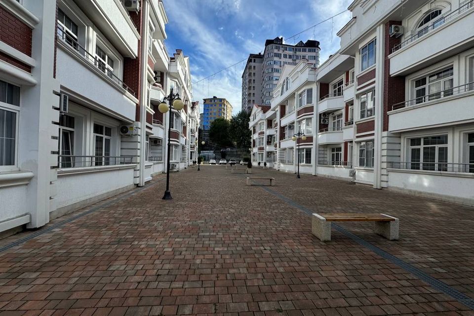 Продаётся 1-комнатная квартира, 41 м²