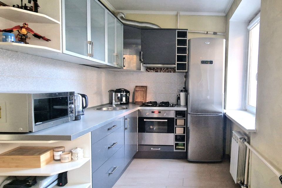 Продаётся 1-комнатная квартира, 41.7 м²