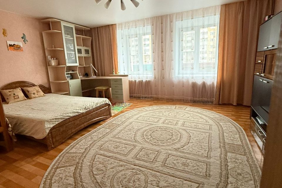 Продаётся 2-комнатная квартира, 70.1 м²