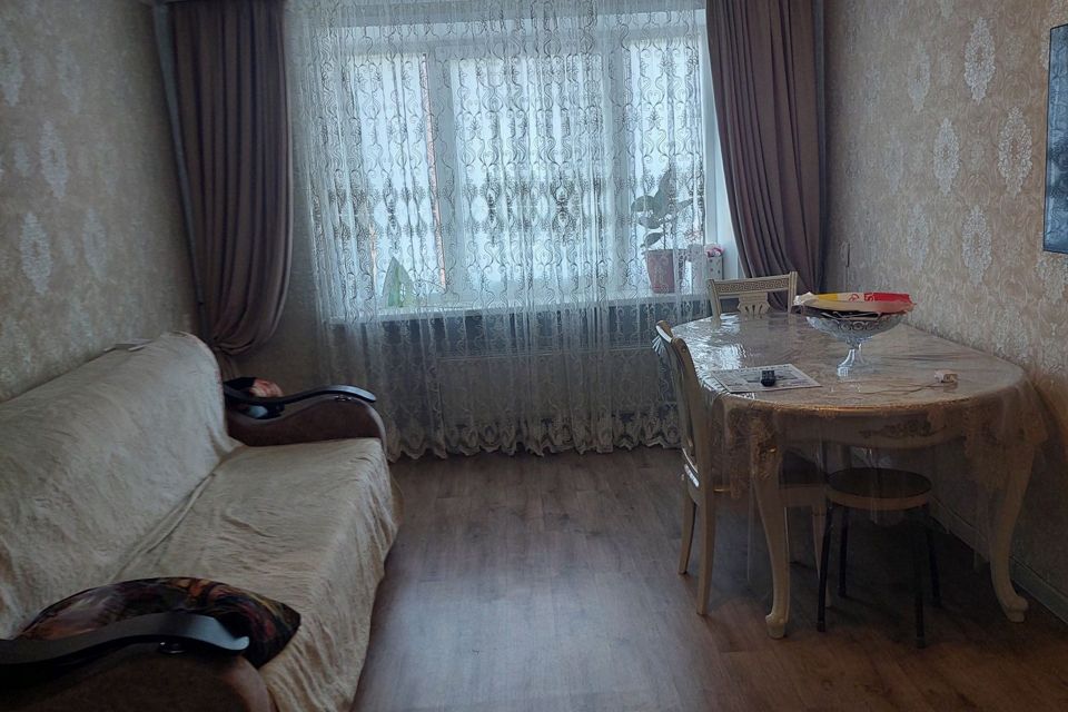 Продаётся 3-комнатная квартира, 58.1 м²