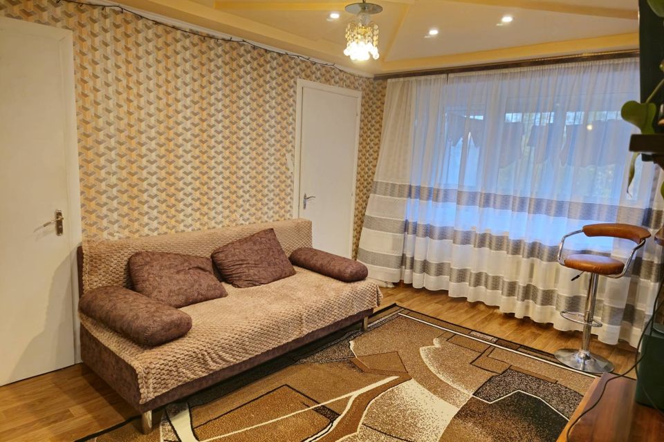 Продаётся 3-комнатная квартира, 44 м²