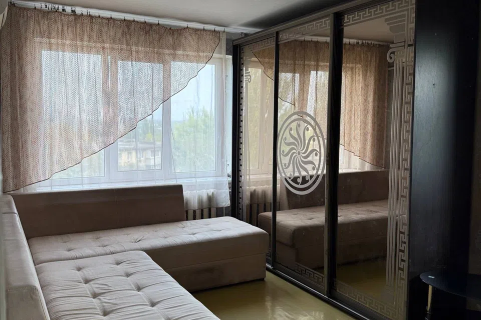 Продаётся 2-комнатная квартира, 50.8 м²