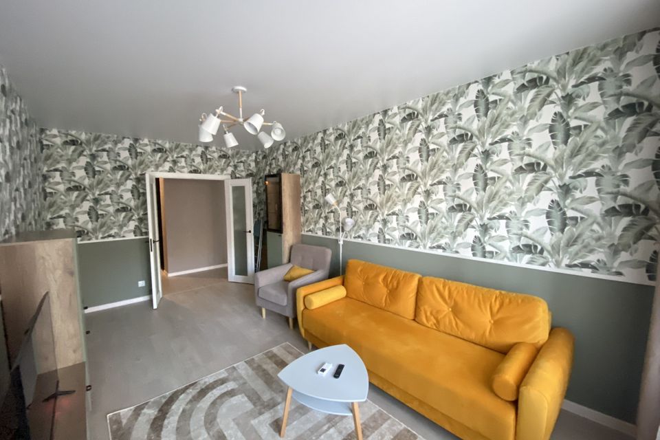 Сдаётся 2-комнатная квартира, 67.4 м²