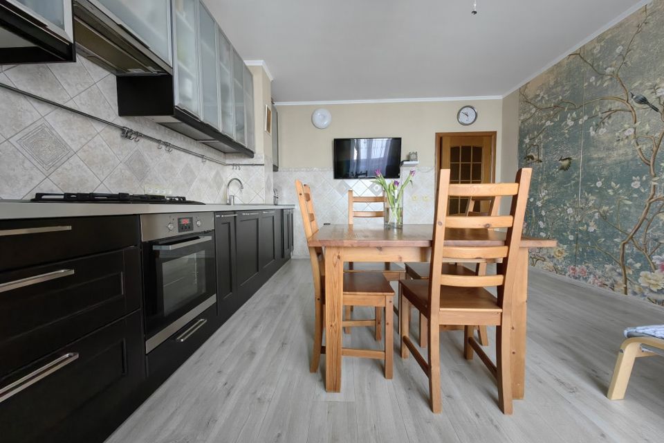 Продаётся 3-комнатная квартира, 93.1 м²
