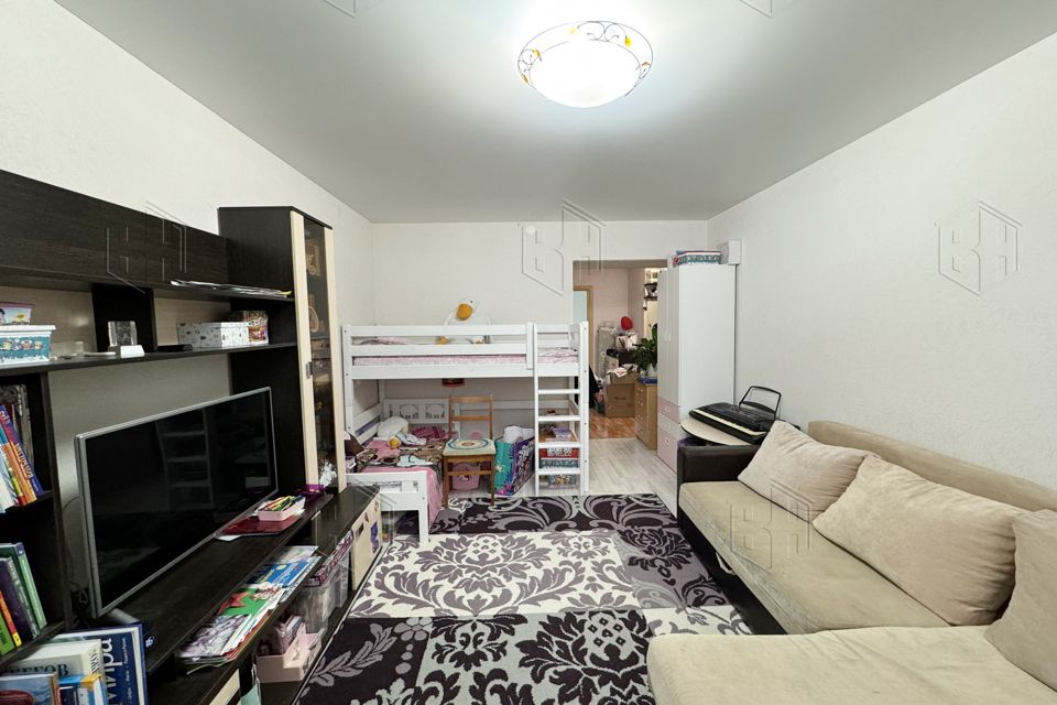 Продаётся 1-комнатная квартира, 39.2 м²