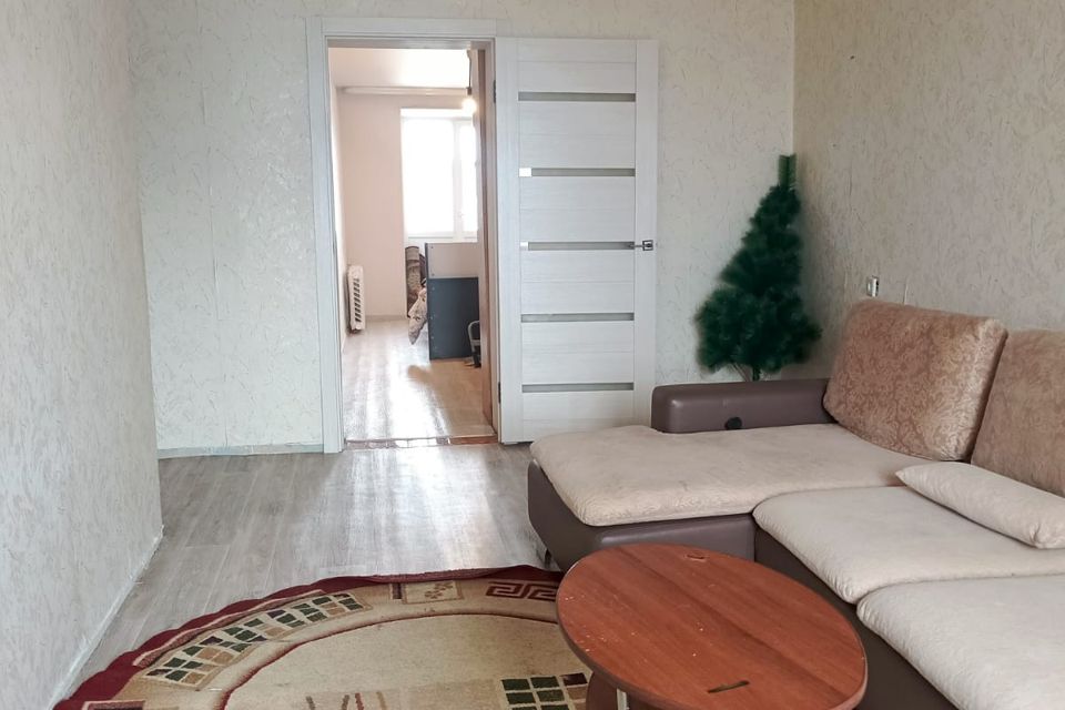Продаётся 3-комнатная квартира, 57.8 м²