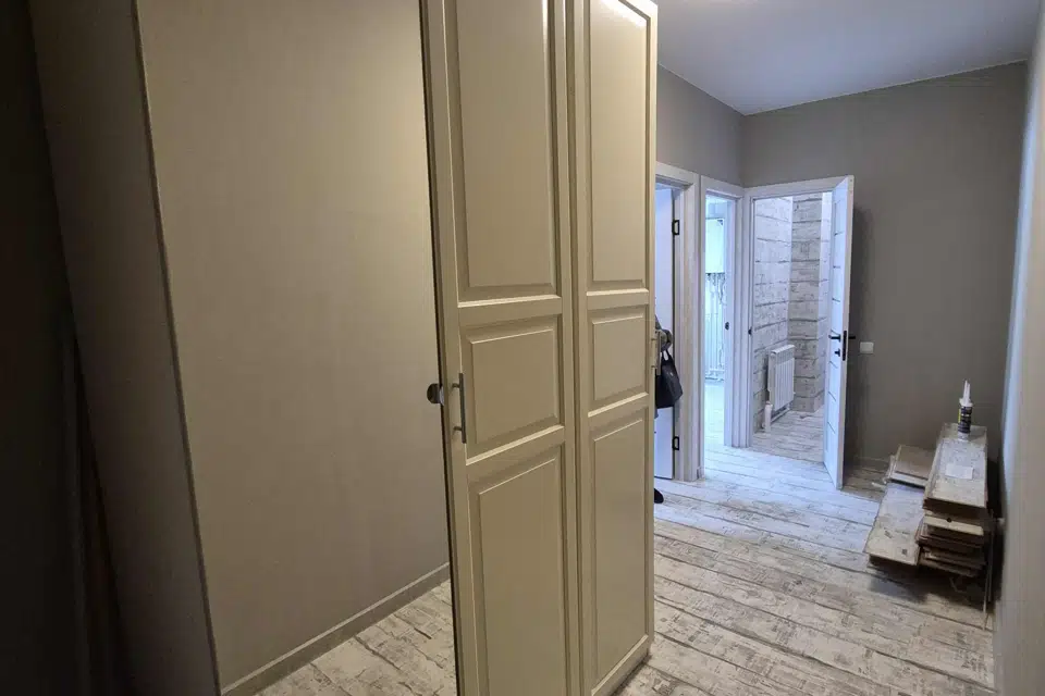 Продаётся 1-комнатная квартира, 42 м²
