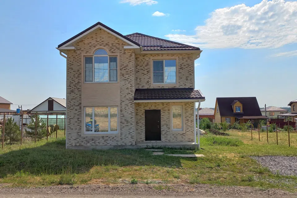 Продаётся 2-этажный дом, 124 м²