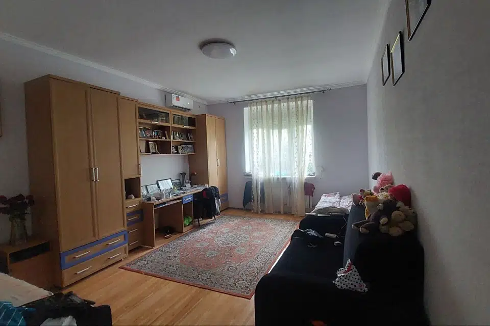 Продаётся 1-этажный дом, 195 м²