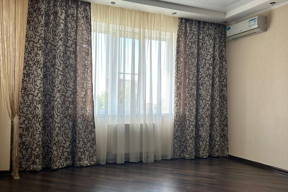 Продаётся 2-комнатная квартира, 55.9 м²