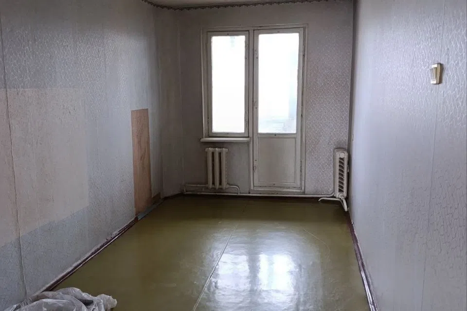 Продаётся 3-комнатная квартира, 6 м²