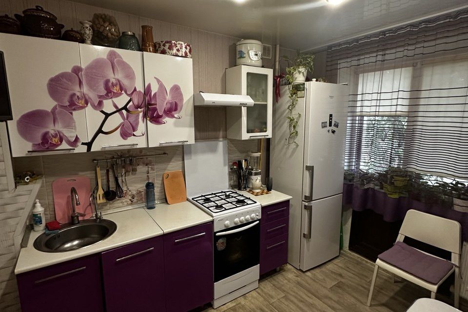 Продаётся 3-комнатная квартира, 62 м²