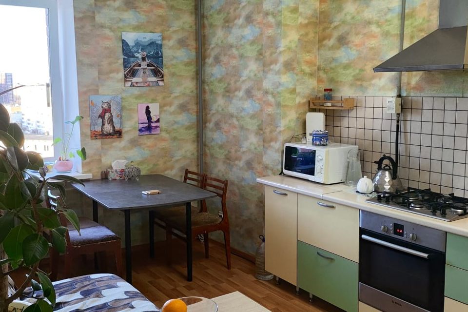 Продаётся 2-комнатная квартира, 61.7 м²
