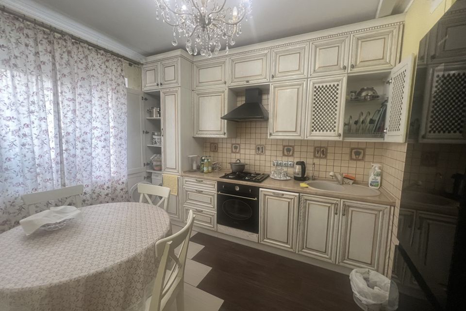 Продаётся 2-комнатная квартира, 56.2 м²