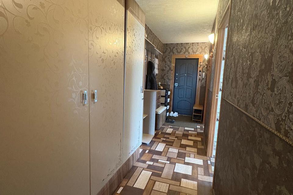 Продаётся 4-комнатная квартира, 94.4 м²