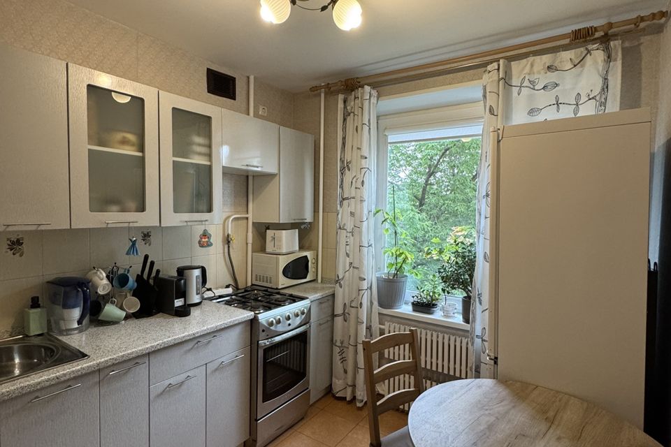 Продаётся 2-комнатная квартира, 37.6 м²