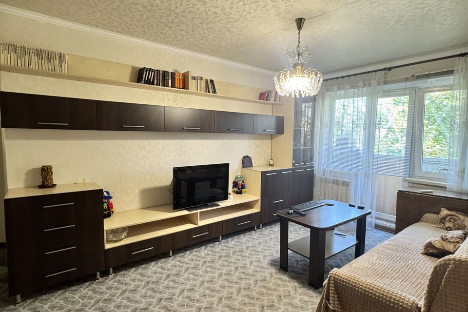 Продаётся 3-комнатная квартира, 62 м²