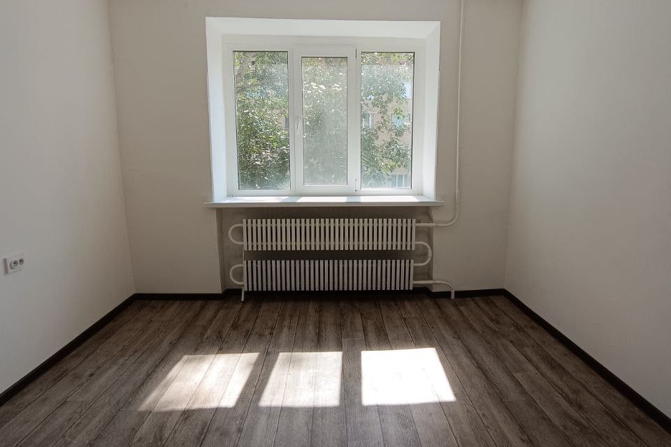 Продаётся 2 комнаты в 2-комн. квартире, 31.2 м²