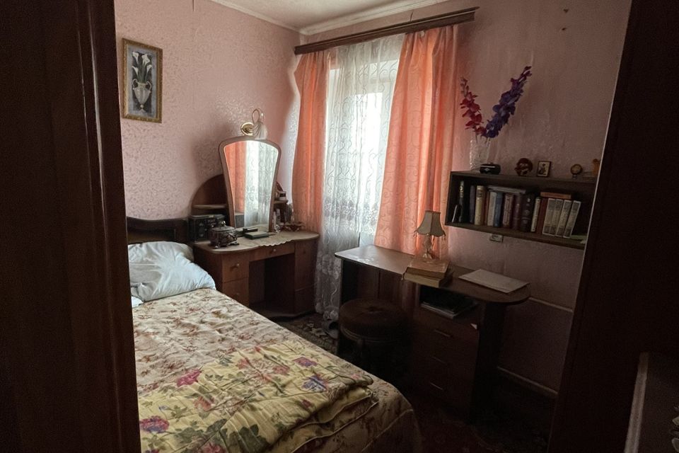 Сдаётся 3-комнатная квартира, 42 м²