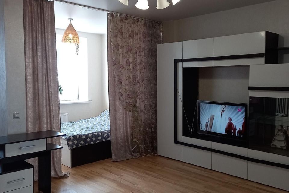 Сдаётся 1-комнатная квартира, 43 м²