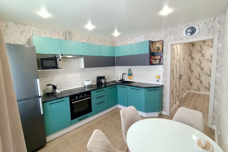 Продаётся 2-комнатная квартира, 62.4 м²