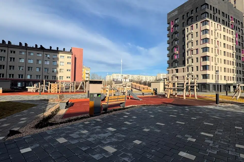 Продаётся 4-комнатная квартира, 82 м²